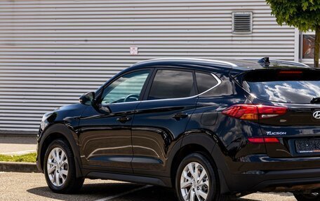 Hyundai Tucson III, 2019 год, 1 895 000 рублей, 10 фотография