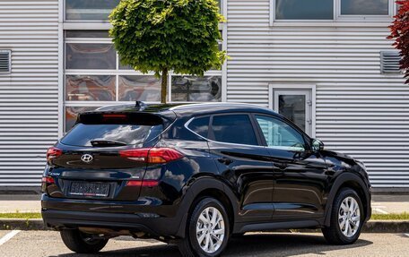 Hyundai Tucson III, 2019 год, 1 895 000 рублей, 6 фотография
