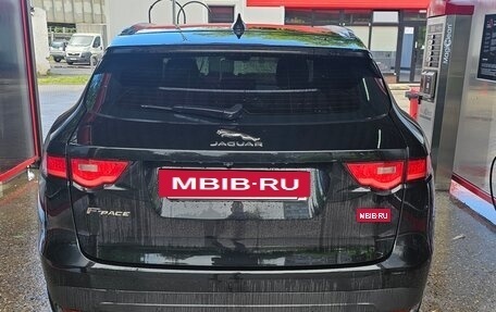 Jaguar F-Pace, 2019 год, 2 780 000 рублей, 4 фотография