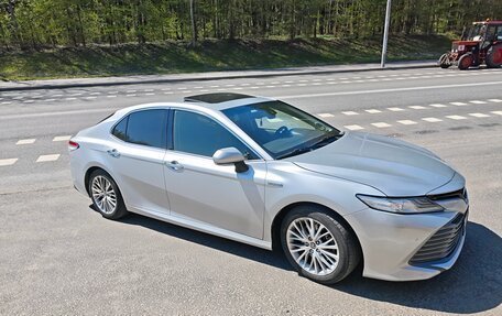Toyota Camry, 2020 год, 2 950 000 рублей, 3 фотография