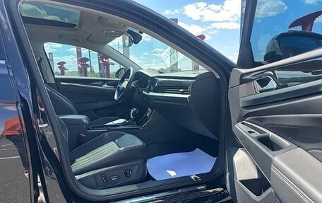Volkswagen Passat B8 рестайлинг, 2023 год, 1 860 000 рублей, 9 фотография
