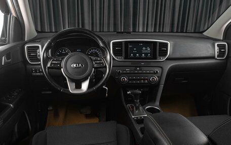 KIA Sportage IV рестайлинг, 2019 год, 2 675 000 рублей, 6 фотография