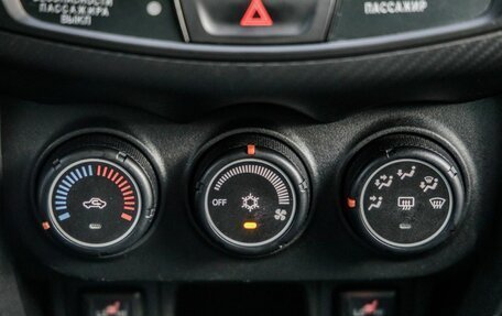 Mitsubishi ASX I рестайлинг, 2015 год, 1 378 000 рублей, 22 фотография