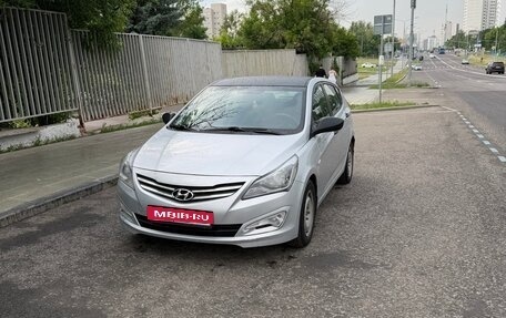 Hyundai Solaris II рестайлинг, 2014 год, 790 000 рублей, 1 фотография