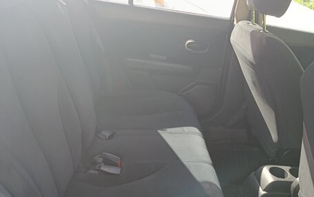 Nissan Tiida, 2010 год, 410 000 рублей, 8 фотография