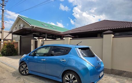 Nissan Leaf I, 2013 год, 720 000 рублей, 2 фотография
