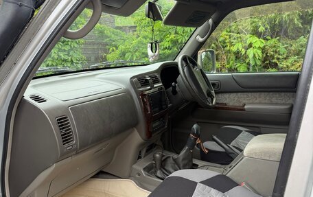 Nissan Safari IV, 1998 год, 3 750 000 рублей, 13 фотография