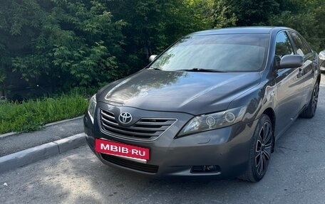 Toyota Camry, 2008 год, 1 075 000 рублей, 2 фотография