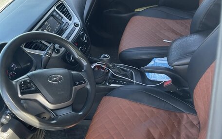 Hyundai Solaris II рестайлинг, 2019 год, 900 000 рублей, 7 фотография