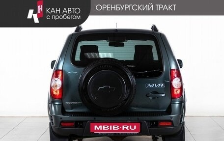 Chevrolet Niva I рестайлинг, 2018 год, 834 000 рублей, 4 фотография