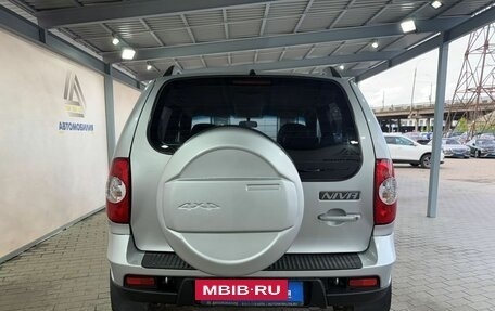 Chevrolet Niva I рестайлинг, 2010 год, 549 000 рублей, 4 фотография