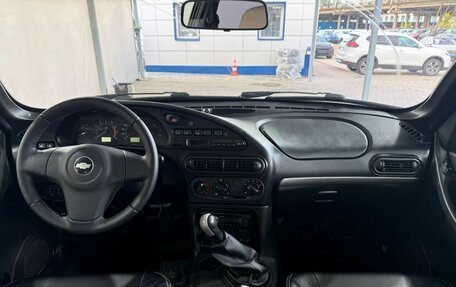 Chevrolet Niva I рестайлинг, 2010 год, 549 000 рублей, 10 фотография