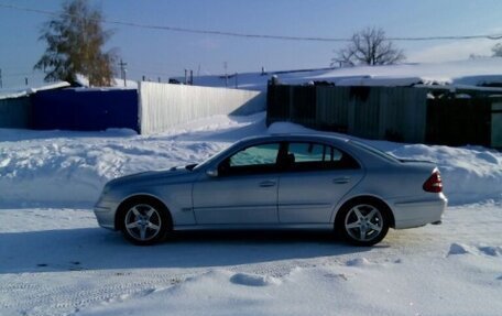 Mercedes-Benz E-Класс, 2002 год, 530 000 рублей, 6 фотография