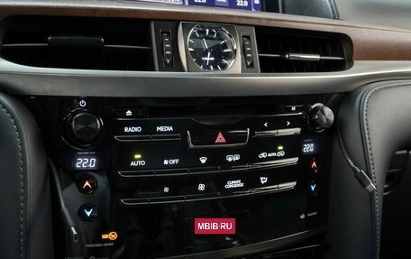 Lexus LX III, 2020 год, 9 579 077 рублей, 23 фотография