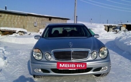 Mercedes-Benz E-Класс, 2002 год, 530 000 рублей, 2 фотография