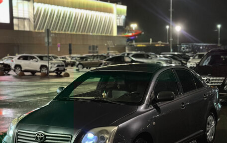 Toyota Avensis III рестайлинг, 2006 год, 550 000 рублей, 1 фотография