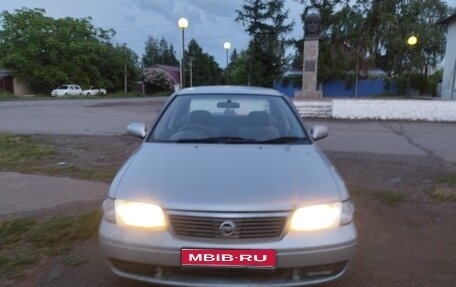 Nissan Sunny B15, 2002 год, 249 999 рублей, 1 фотография