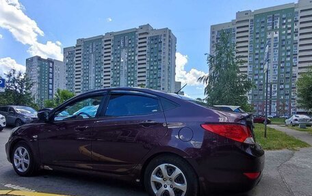 Hyundai Solaris II рестайлинг, 2012 год, 830 000 рублей, 1 фотография
