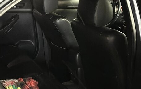 Toyota Avensis III рестайлинг, 2006 год, 550 000 рублей, 11 фотография