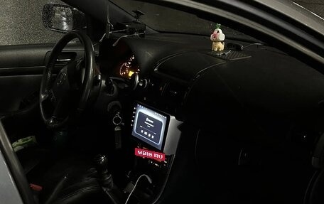 Toyota Avensis III рестайлинг, 2006 год, 550 000 рублей, 16 фотография