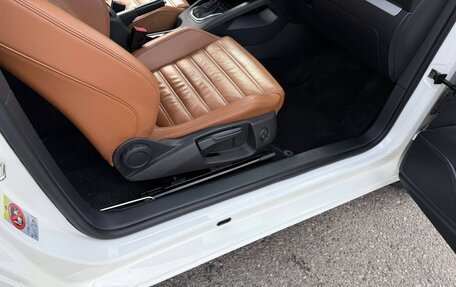 Volkswagen Scirocco III рестайлинг, 2013 год, 1 350 000 рублей, 10 фотография