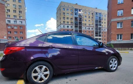 Hyundai Solaris II рестайлинг, 2012 год, 830 000 рублей, 4 фотография
