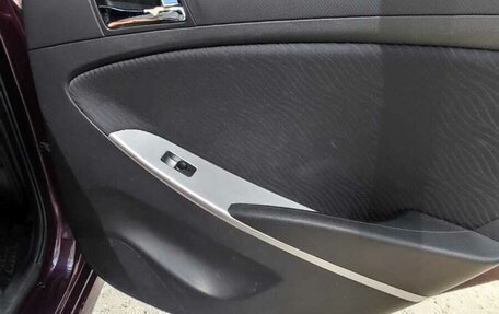 Hyundai Solaris II рестайлинг, 2012 год, 830 000 рублей, 13 фотография