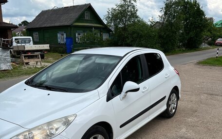 Peugeot 308 II, 2010 год, 530 000 рублей, 2 фотография