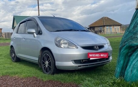 Honda Fit III, 2002 год, 500 000 рублей, 2 фотография