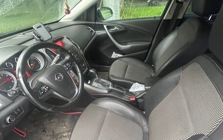 Opel Astra J, 2012 год, 700 000 рублей, 2 фотография