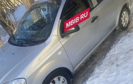 Chevrolet Aveo III, 2011 год, 389 999 рублей, 2 фотография