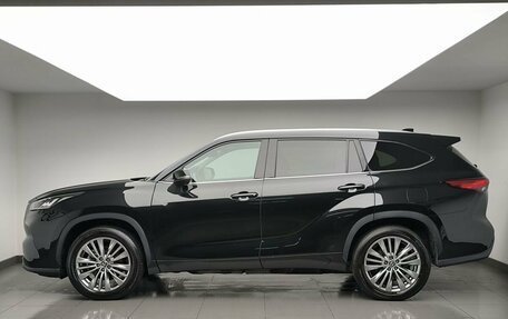 Toyota Highlander, 2025 год, 4 892 000 рублей, 6 фотография