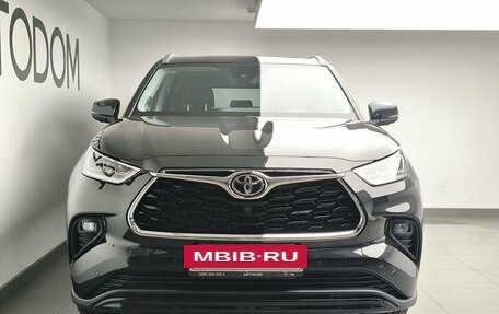 Toyota Highlander, 2025 год, 4 892 000 рублей, 2 фотография