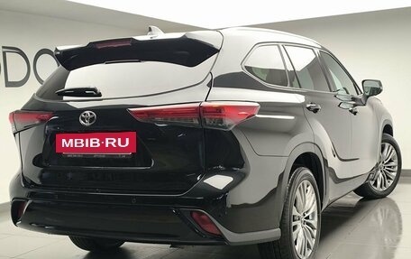 Toyota Highlander, 2025 год, 4 892 000 рублей, 4 фотография