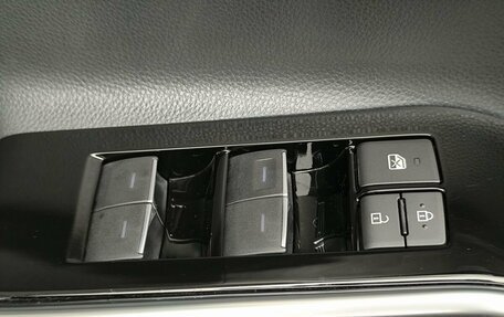 Toyota Highlander, 2025 год, 4 892 000 рублей, 20 фотография