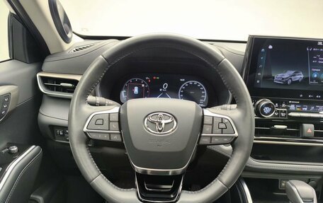 Toyota Highlander, 2025 год, 4 892 000 рублей, 12 фотография
