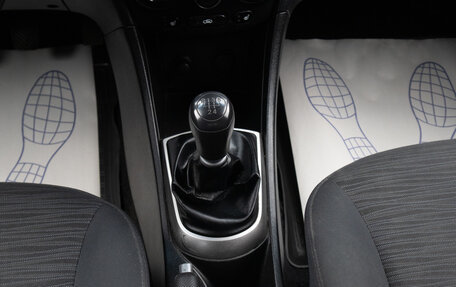 Hyundai Solaris II рестайлинг, 2014 год, 749 000 рублей, 14 фотография