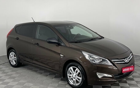 Hyundai Solaris II рестайлинг, 2015 год, 1 020 000 рублей, 5 фотография