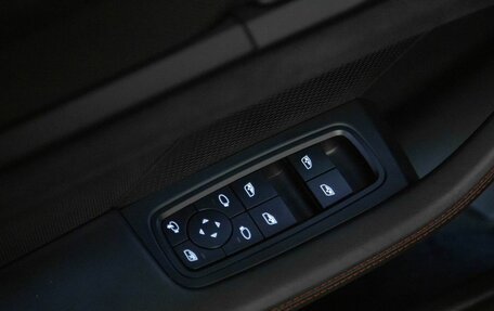 Porsche Taycan I, 2023 год, 12 000 000 рублей, 8 фотография