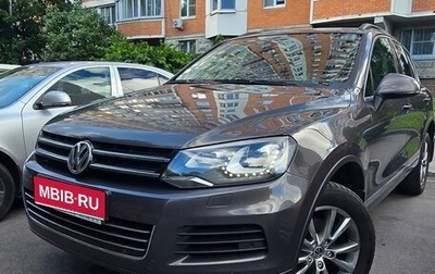 Volkswagen Touareg III, 2011 год, 2 220 000 рублей, 1 фотография