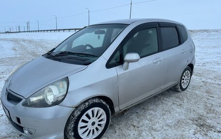 Honda Fit III, 2004 год, 270 000 рублей, 3 фотография