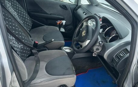 Honda Fit III, 2004 год, 270 000 рублей, 8 фотография