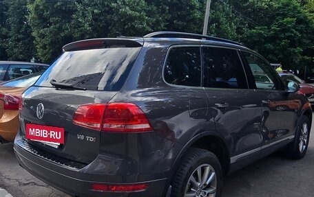 Volkswagen Touareg III, 2011 год, 2 220 000 рублей, 4 фотография