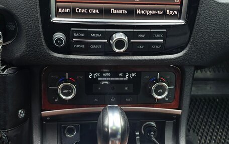 Volkswagen Touareg III, 2011 год, 2 220 000 рублей, 16 фотография