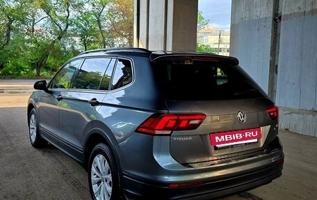 Volkswagen Tiguan II, 2017 год, 1 900 000 рублей, 4 фотография