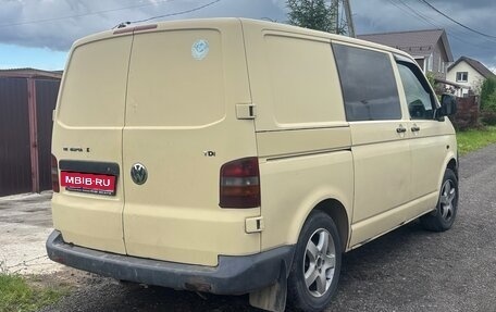 Volkswagen Transporter T5 рестайлинг, 2009 год, 650 000 рублей, 4 фотография