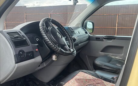 Volkswagen Transporter T5 рестайлинг, 2009 год, 650 000 рублей, 8 фотография
