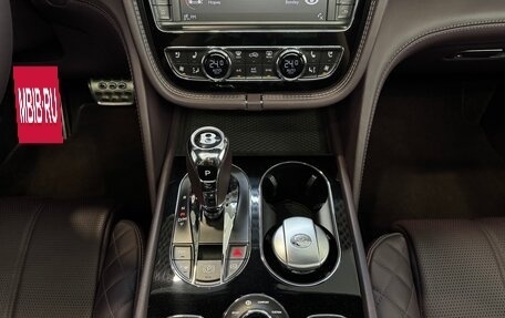 Bentley Bentayga I, 2016 год, 8 300 000 рублей, 17 фотография