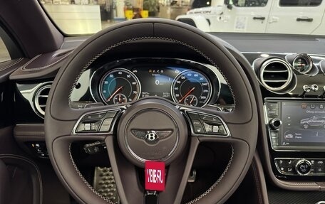 Bentley Bentayga I, 2016 год, 8 300 000 рублей, 16 фотография