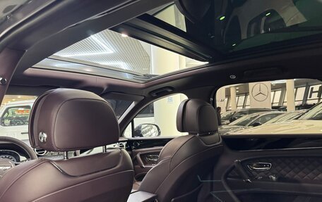 Bentley Bentayga I, 2016 год, 8 300 000 рублей, 31 фотография